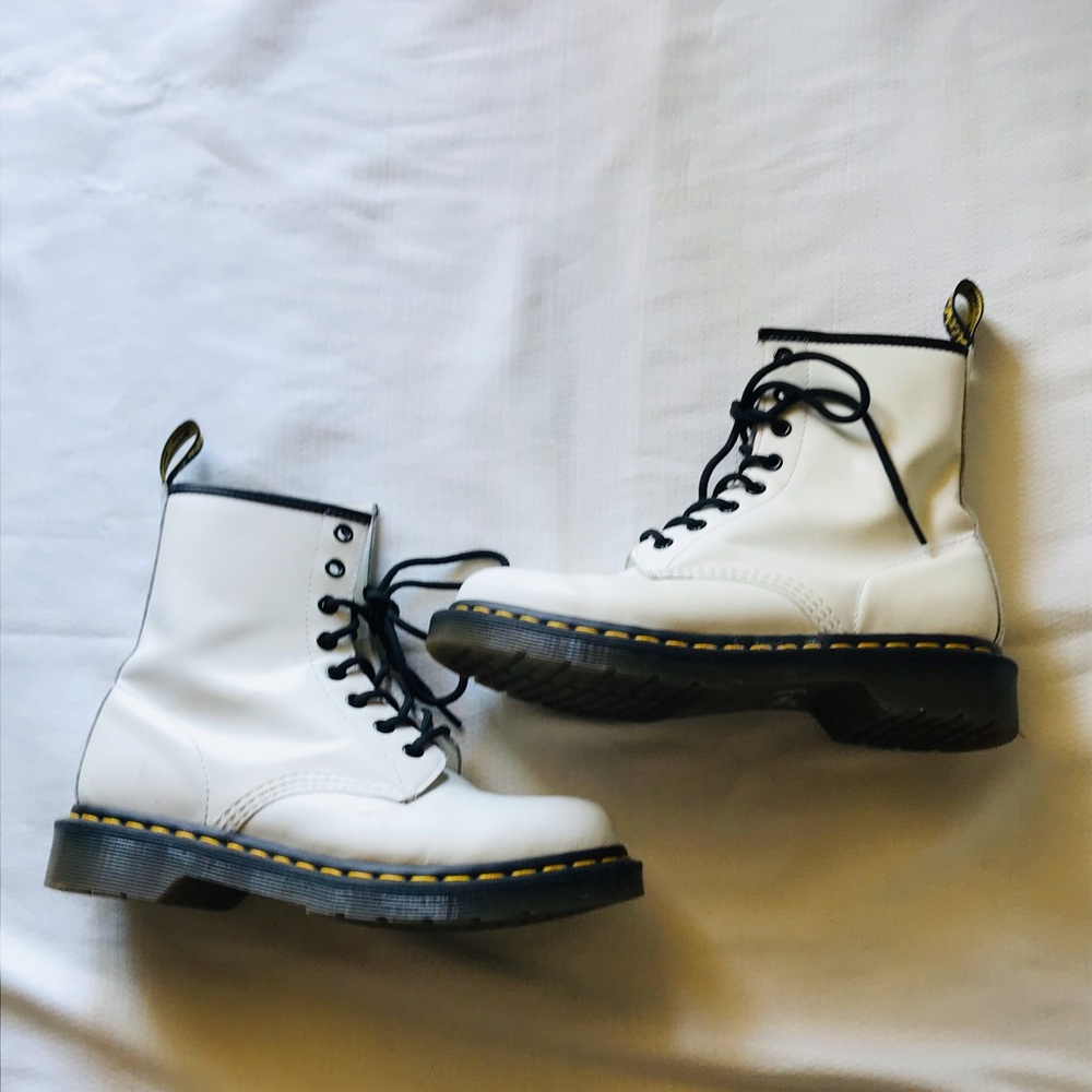 Dr.martens White Lace-Up‎ Boots with Black Soles
